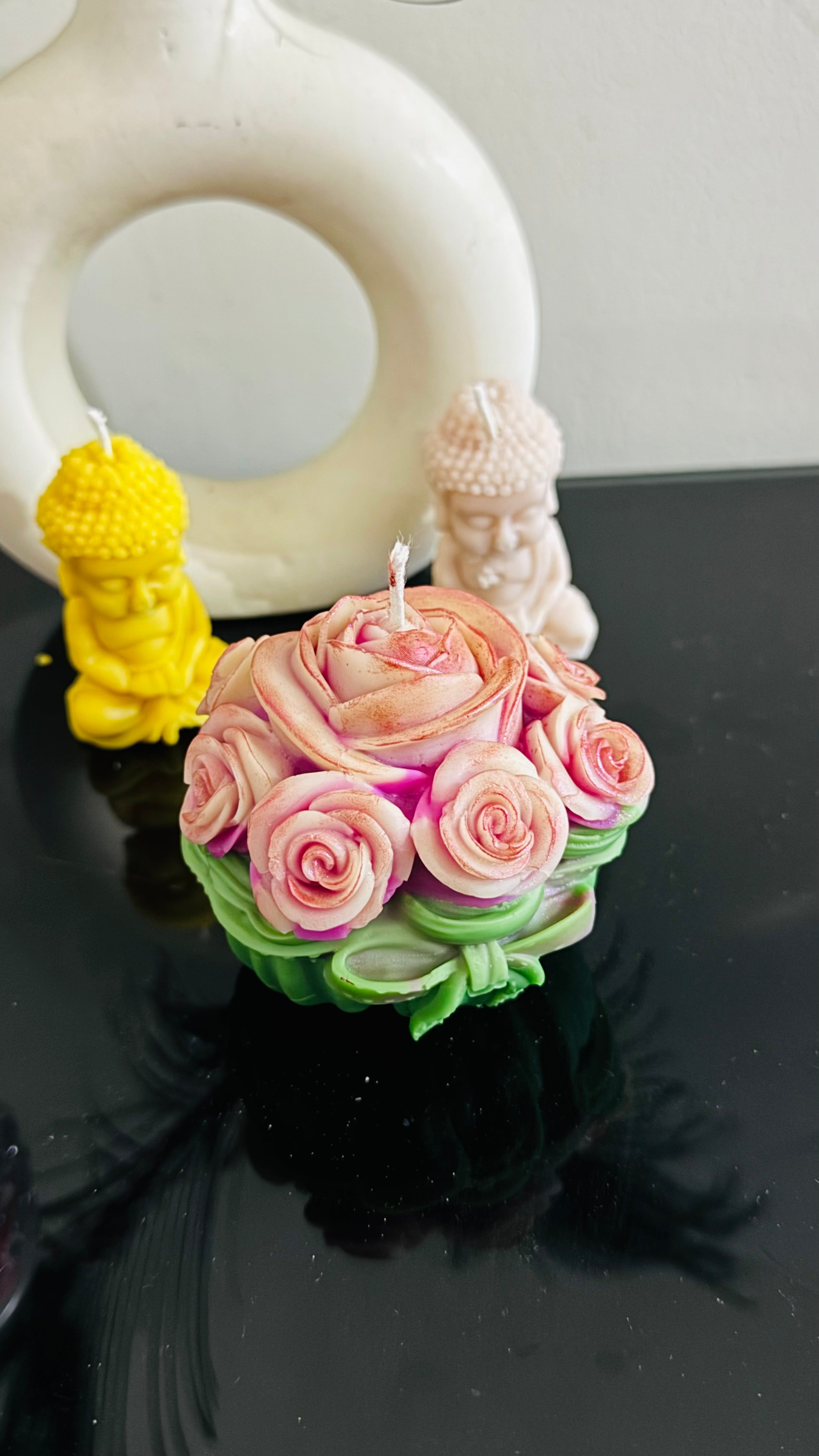 Petals & Promises - Rose Bloom Candle